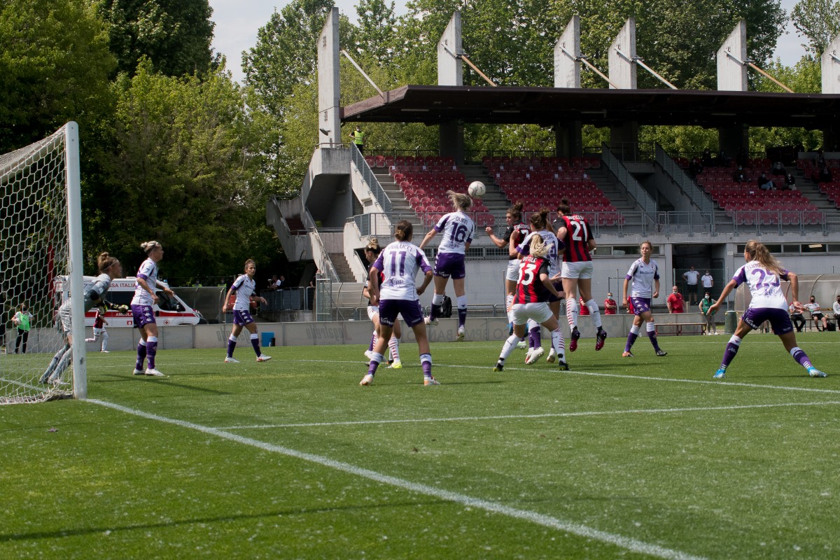 Acf Fiorentina Femminile Vs Ac Milan Imagem de Stock Editorial - Imagem de  grande, mulheres: 204041279